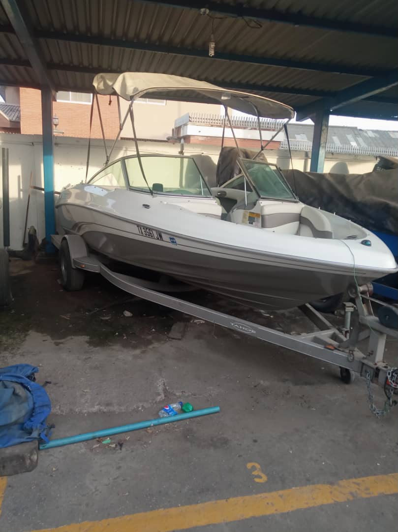 2008 Sea Ray 240 Sundeck